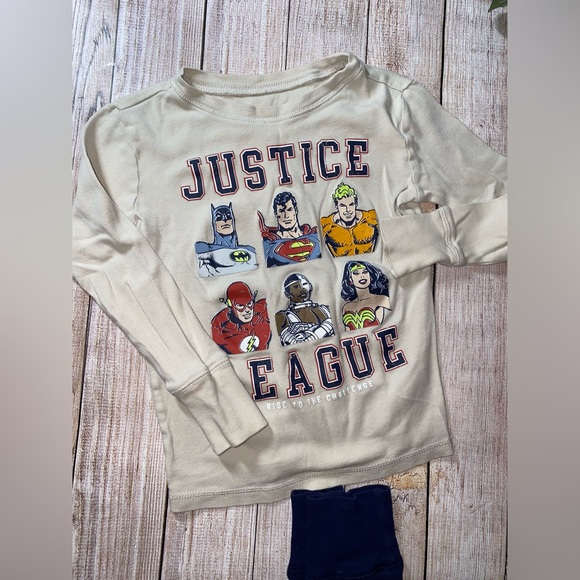 Gap | DC Pajama Set - Picture 2 of 6